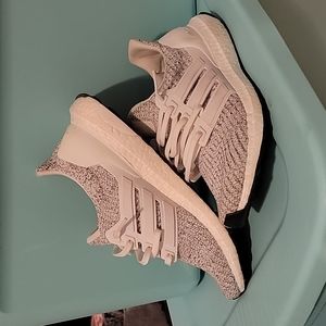 Adidas Ultraboost white and black W7.5